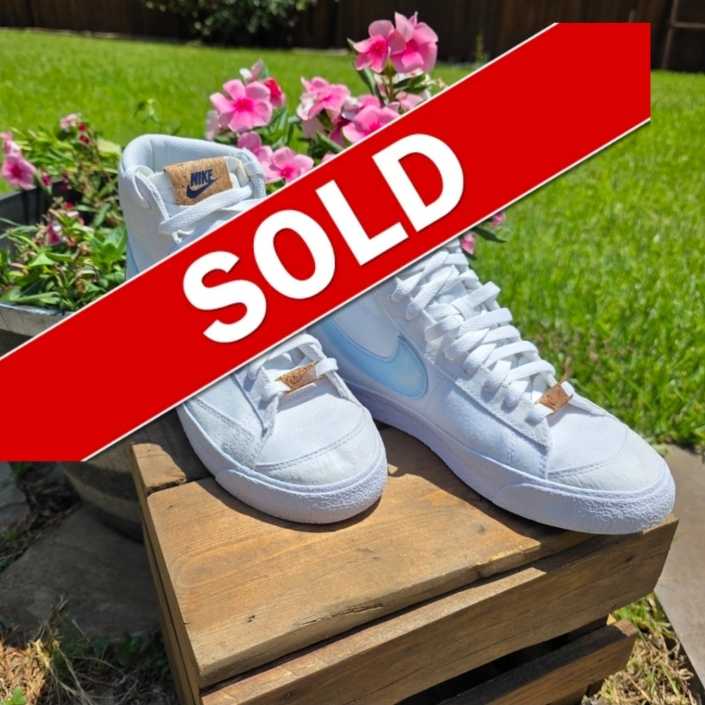 Women's Nike Blazer '77 High-Top Sneaker/Indigo 7.5. GREAT CONDITION!
